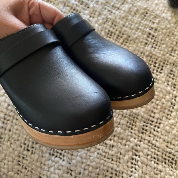 Maguba Clogs - Picture 6 of 6